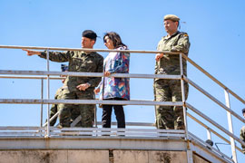 La ministra junto al Jeme y el General de la BRIX