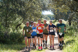 GEBRIX Y distintas autoridades durante la carrera.
