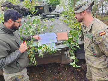 Observador de la BRI X supervisando planeamiento