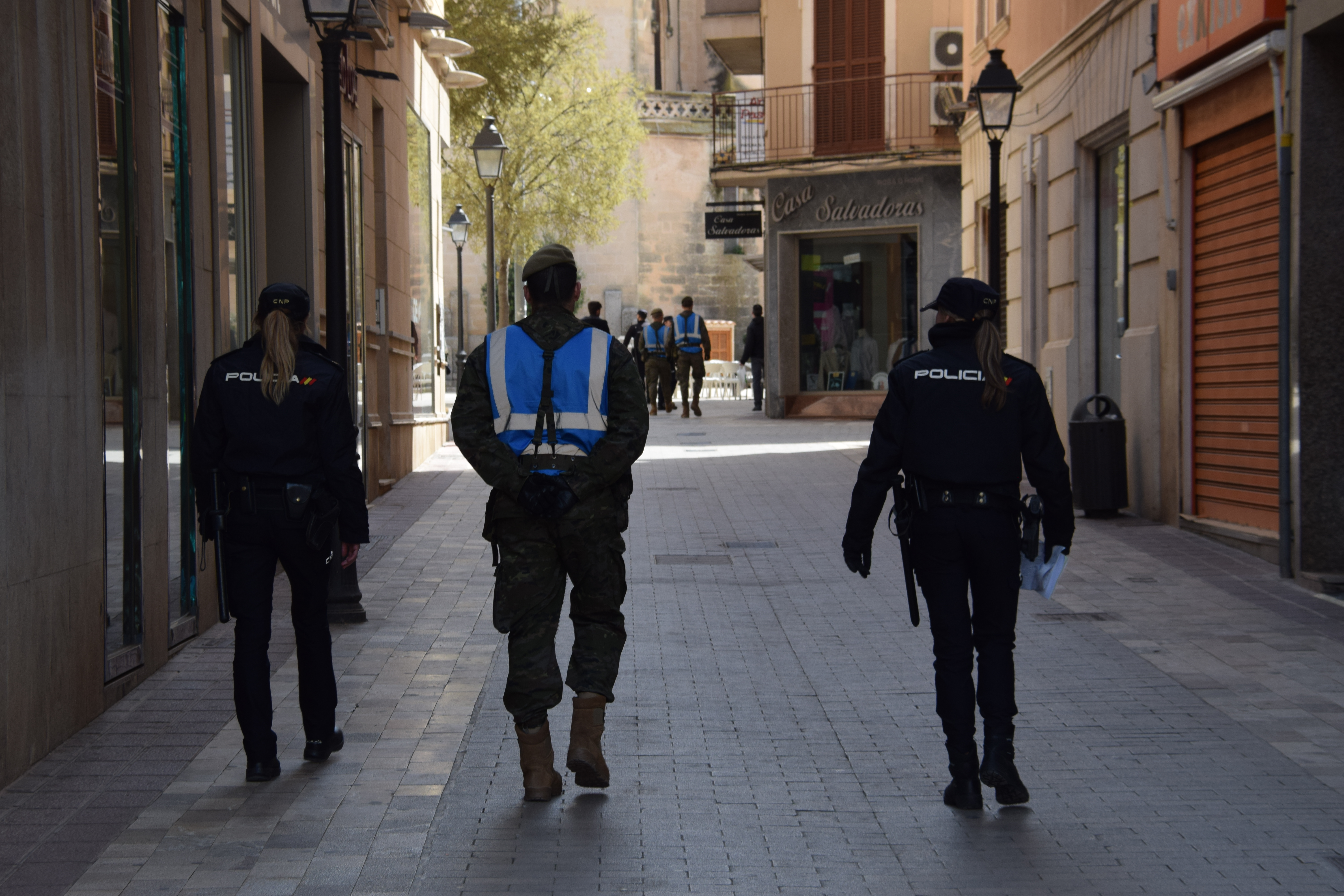 Patrullas del Ejército de Tierra en Manacor (Mallorca).
