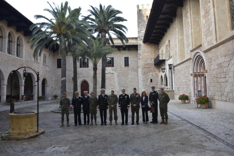 VISITA COMANTANTE USS ABRAHAM LINCOLN