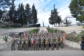 Los especialistas con el Comandante General de Baleares.
