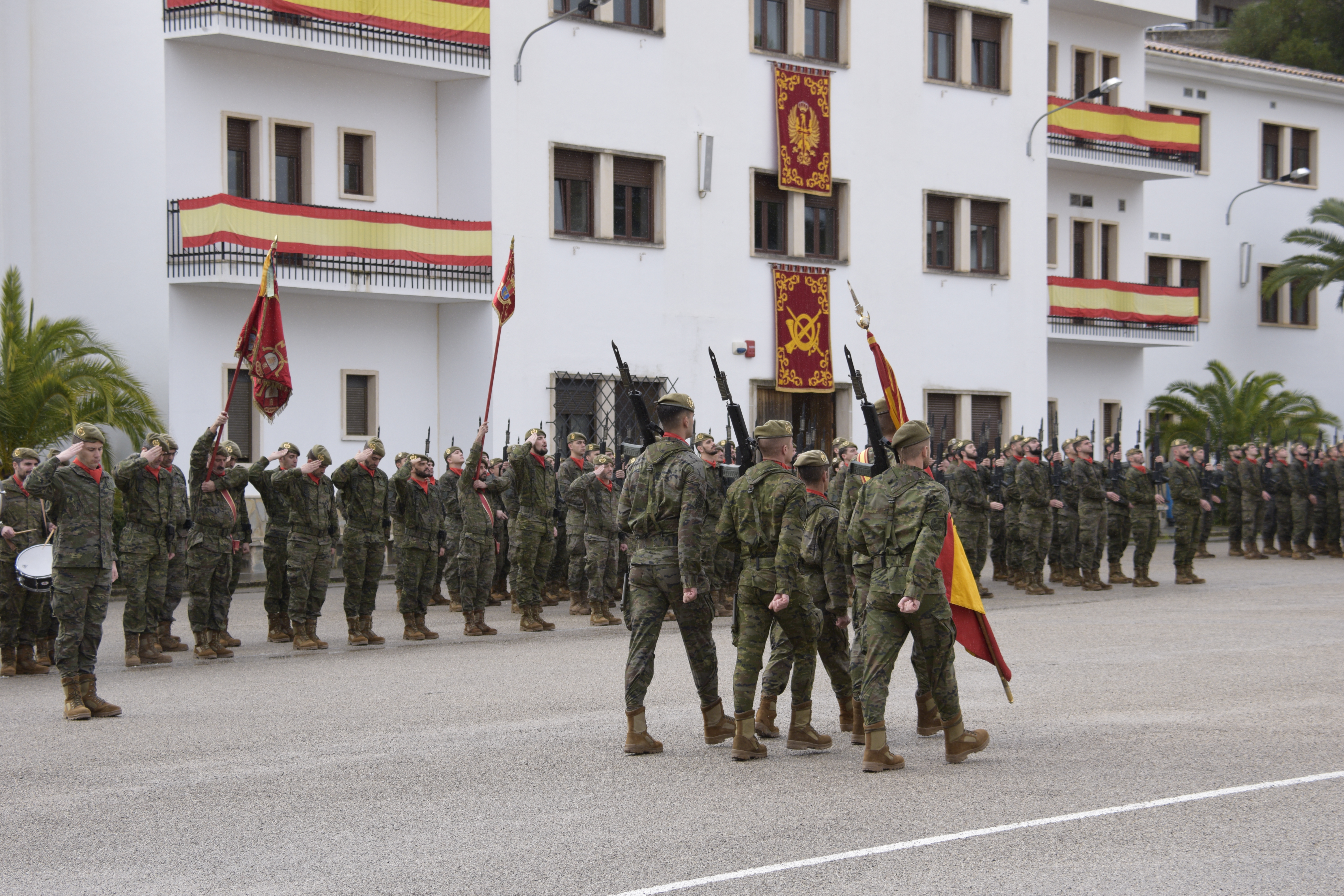 INCORPORACIÓN DE LA BANDERA NACIONAL AL ACTO DE SAN IDELFONSO