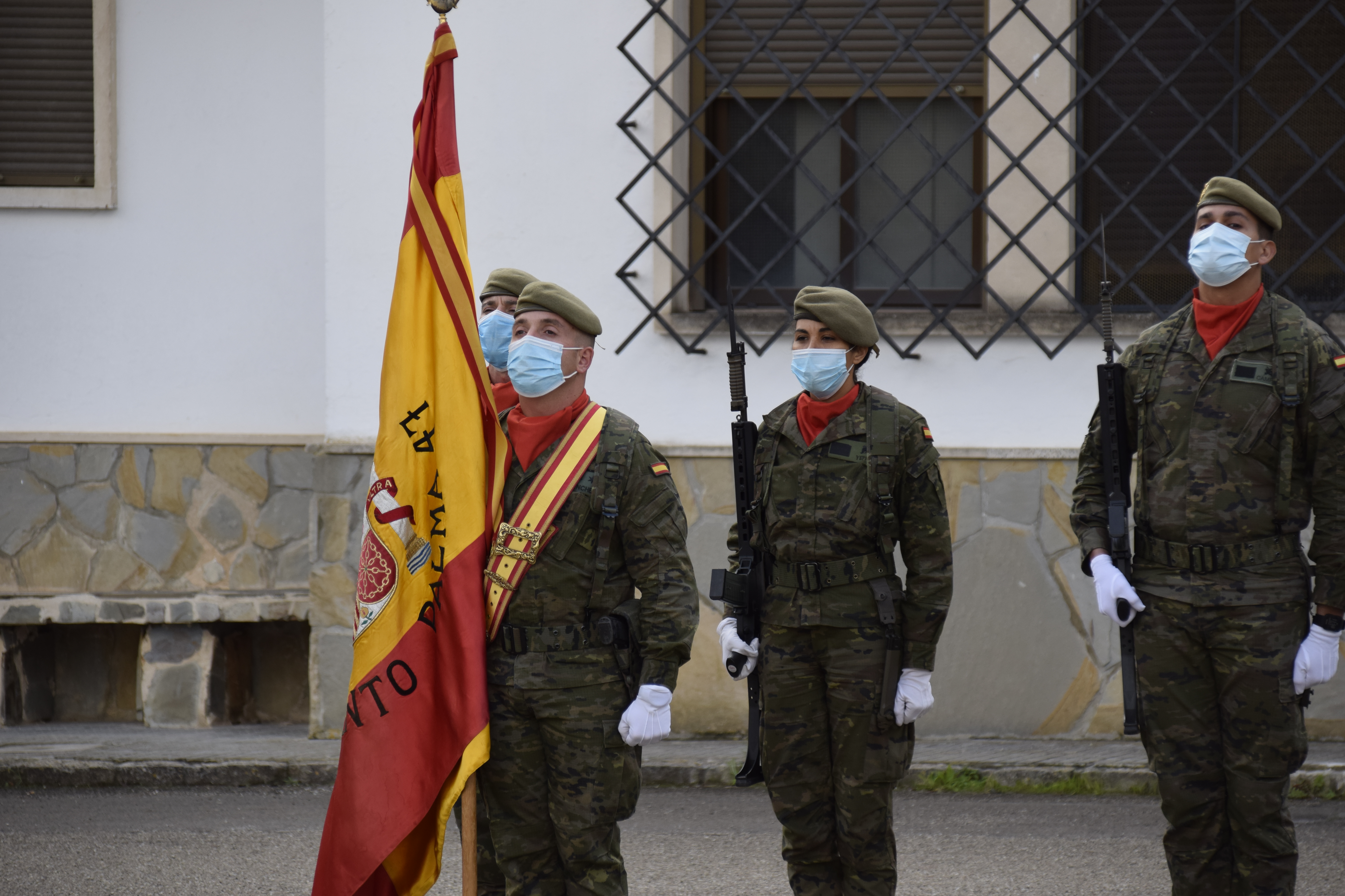 LA BANDERA NACIONAL EN EL DÍA DE LA INMACULADA
