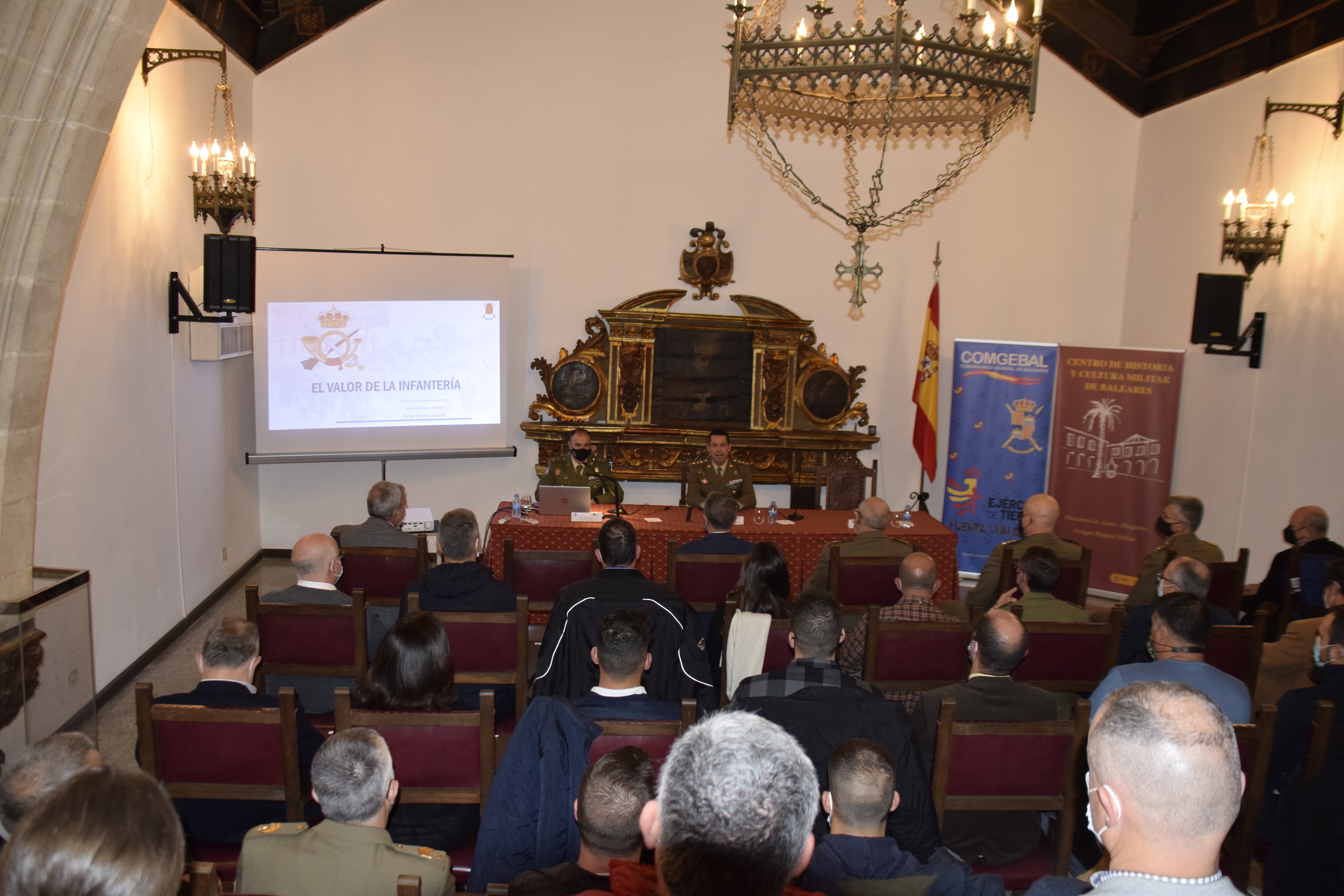 CONFERENCIA EN EL CENTRO DE HISTORIA Y CULTURA MILITAR
