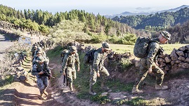 El personal durante la marcha