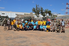 Alumnos del CIFP y soldados del Pn. Sanidad