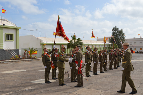 El TG saludando al Tcol. Bote