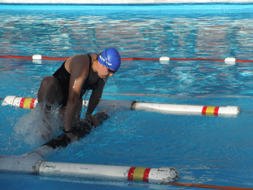 Pentatlón. Natación con obstáculos