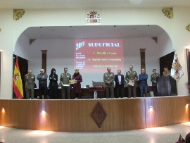 Autoridades presentes en el acto.