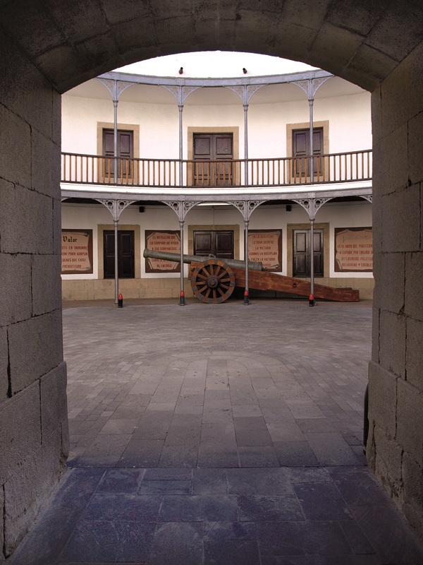 Cuartel Almeyda (Hércules)