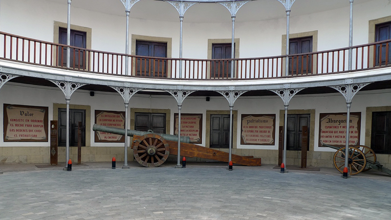 Cuartel Almeyda (Hércules)