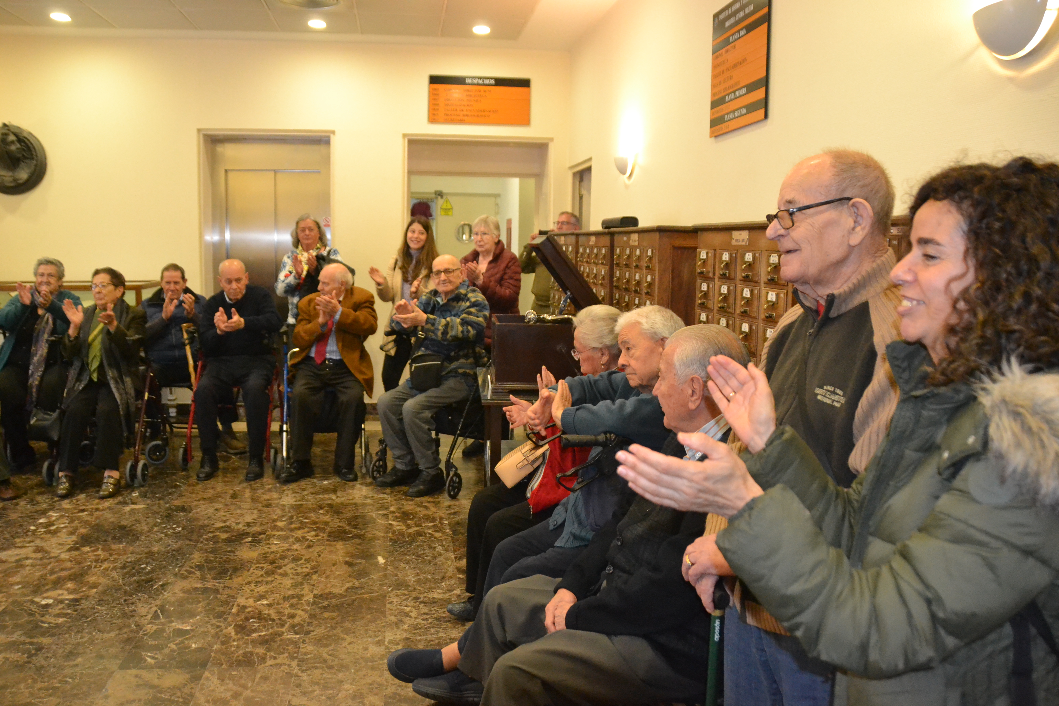Visita a la Biblioteca