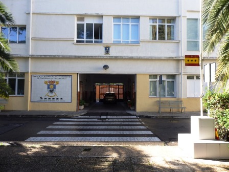 Jefatura  Edificio de Mando Web pequeña