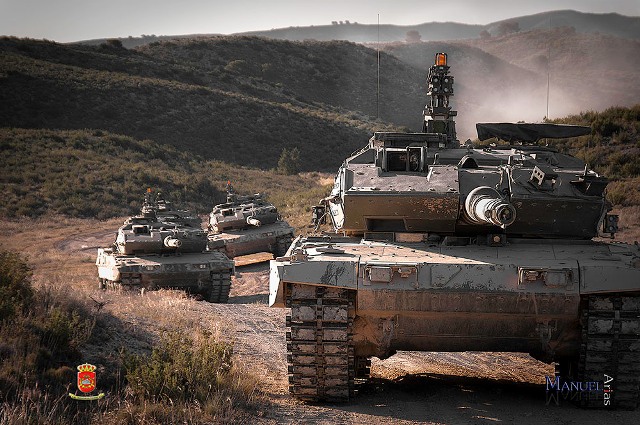 INSTRUCCION CON CARRO LEOPARDO 2E