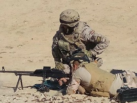 Tiro con ametralladora ligera