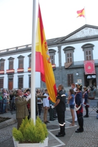 ARRIADO DE BANDERA