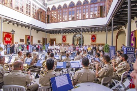 Momento de la entrega de los premios