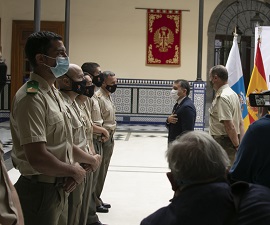 Saluda a Zapadores y Agrupación Logística