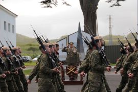 Desfile ante autoridades