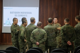 Teórica combatiente