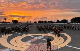 El coronel despide al GTLP.