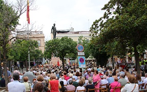 Concierto de música militar y popular a los pies de Daoiz.