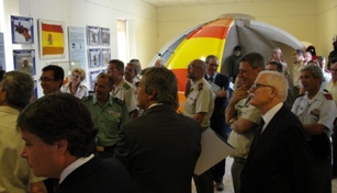 Recorrido de las autoridades por la 