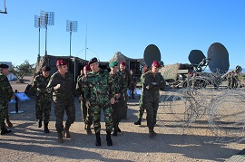 Teniente General Gam with Chief of Staff Portuguese Army  visit the command post