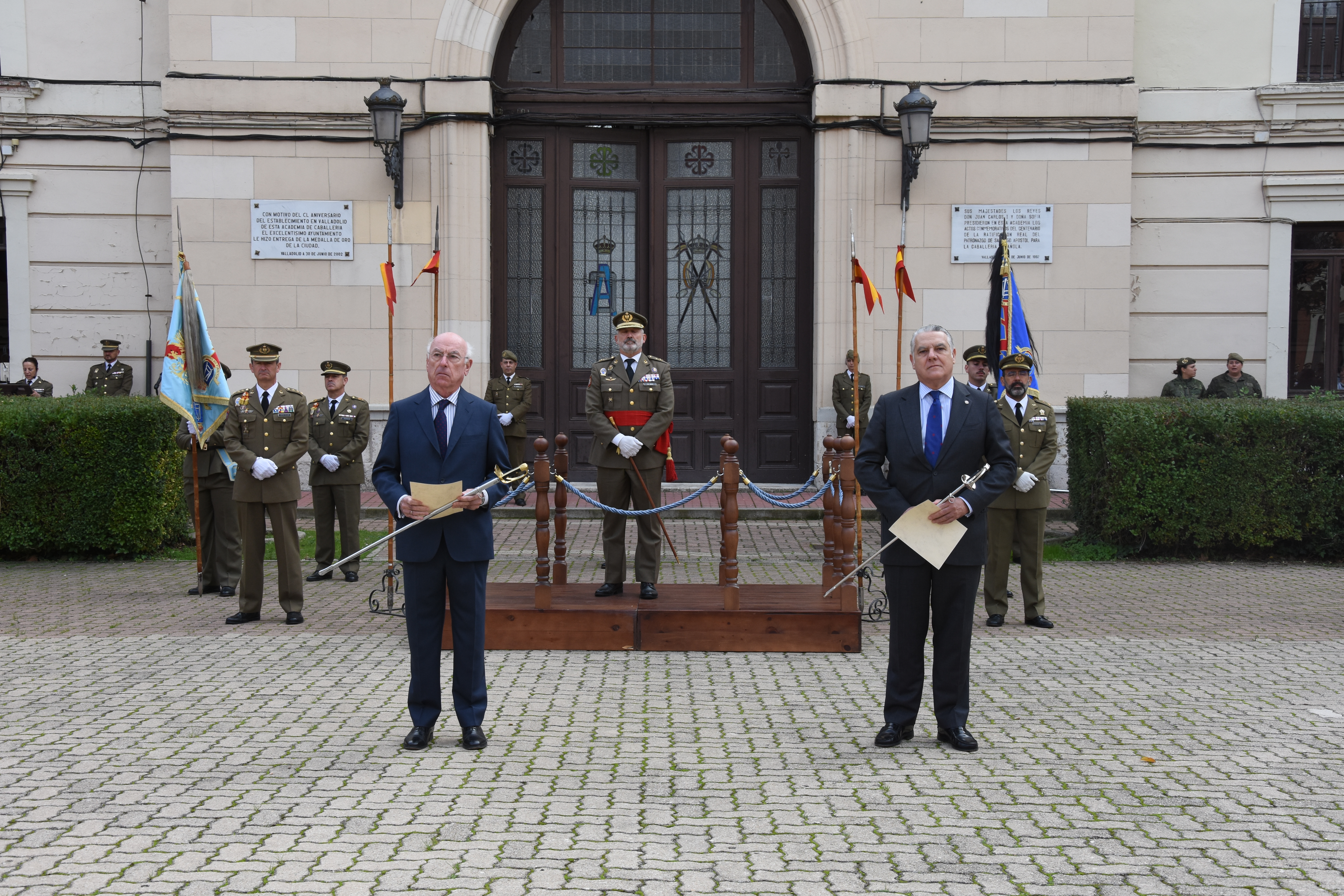 El Comendador Mayor de la Orden de Calatrava y el Comendador de Almodóvar dispuestos a entregar los sables