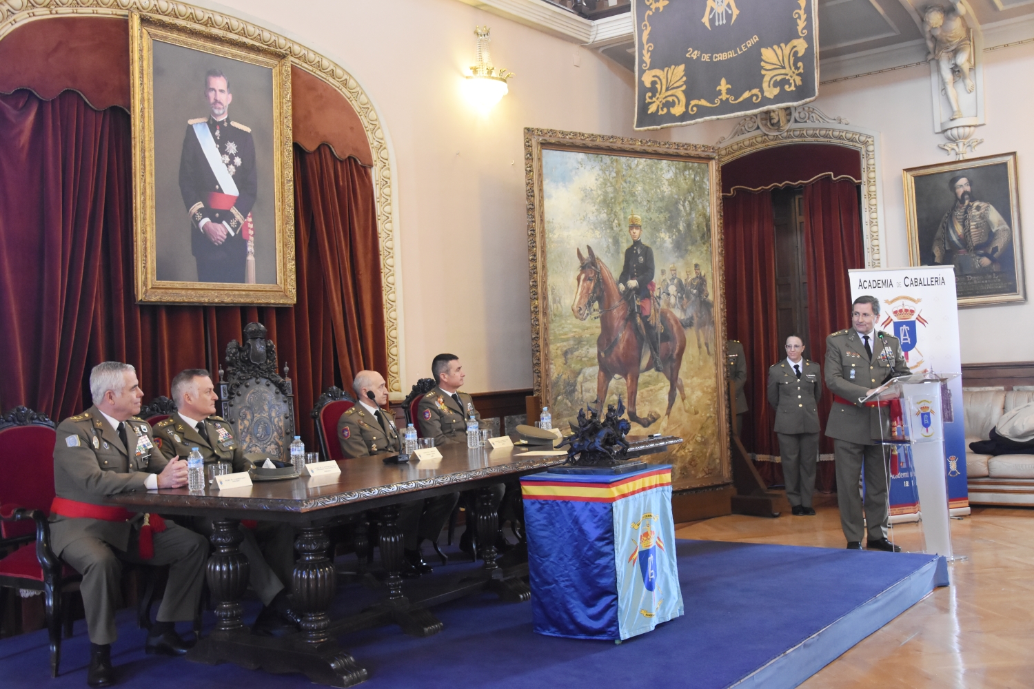 6 El JEME durante su intervención