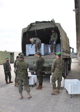 Entrega de ropa a lavanderia