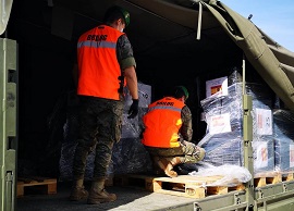 Traslado de material sanitario al ayuntamiento de Lérida