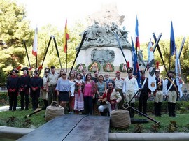 Acto homenaje a los caidos Sitios de Zaragoza (Foto:As. Cultural Los Sitios de Zaragoza)