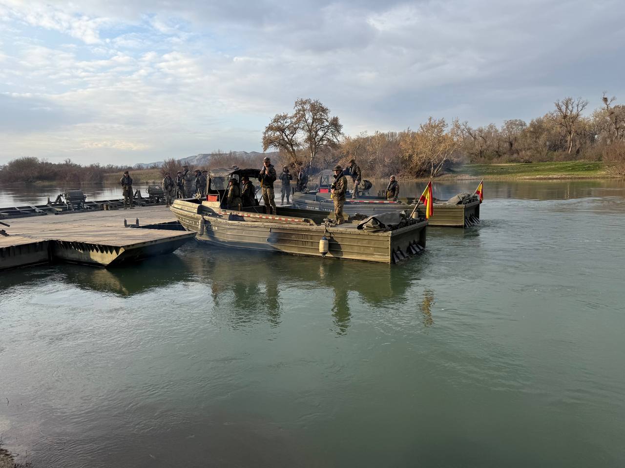 Compañía de Puentes Flotantes