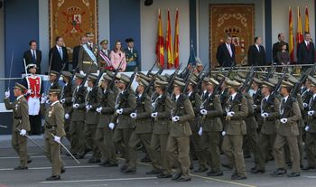Desfile 12 de octubre 2013