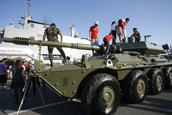 Día de las fuerzas armadas 2009 Santander