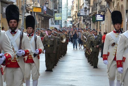 Actos del Día de las Fuerzas Armadas 2012