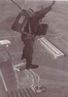 Fotografías históricas de la Brigada Paracaidista