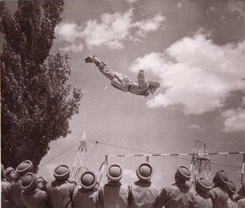 Fotografías históricas de la Brigada Paracaidista