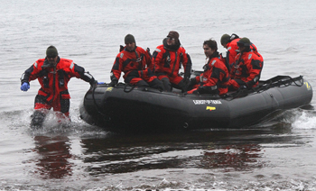 Desembarco en zodiac