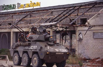 Conmemoración del final de la misión en Bosnia i Herzegovina (1999)