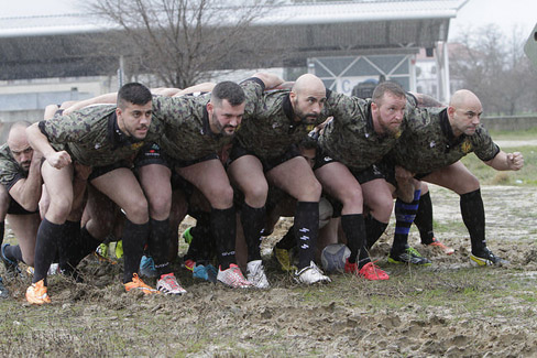 Encuentro de rugby entre el Ejército de Tierra y la Armada a favor de la lucha contra el cáncer