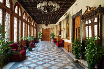 Pasillo de Ayudantes