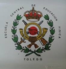 Escudo de la Escuela Central de Educación Física