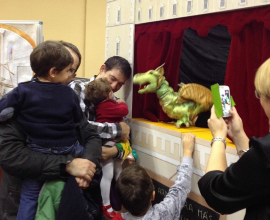 Teatro de Guiñol: "La bandera sin emblemas"