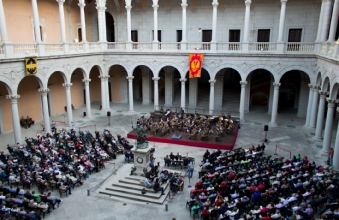 Concierto en el Patio de Carlos V del Alcázar, sede del Museo del Ejército.