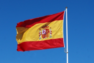 GUIÑOLES: "La bandera sin emblemas"