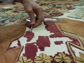 UN MUSEO NUEVO CADA MES: “RESTAURACIÓN DE TEXTILES”