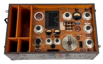 Transmisor onda larga TSN 264 sistema Telefunken, 1930. Museo del Ejército.